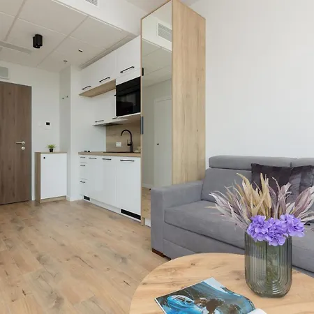 Aparthotel Business Kasprzaka With Parking By Renters *