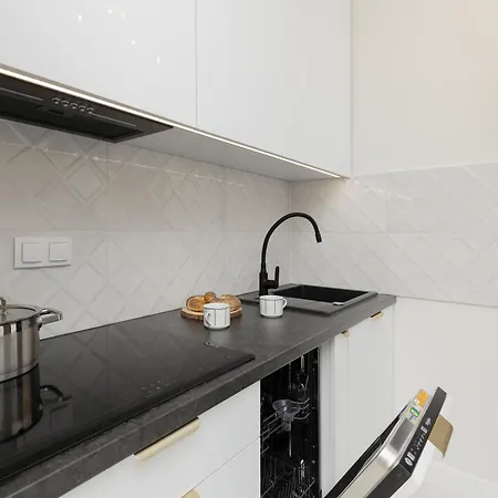 Aparthotel Business Kasprzaka With Parking By Renters Warsaw