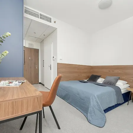 Business Kasprzaka With Parking By Renters * Warsaw