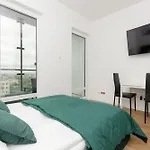 Apartmanhotel Business Kasprzaka By Renters 3*