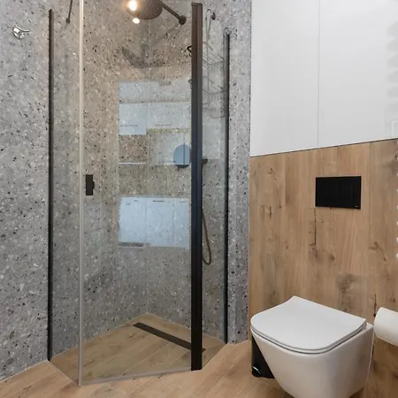 Business Kasprzaka By Renters 3* Varsó