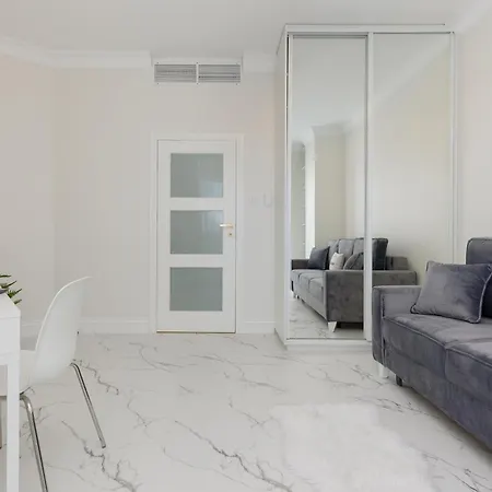 Business Kasprzaka By Renters 3* Warschau