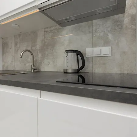 Apart-hotel Business Kasprzaka With Parking By Renters